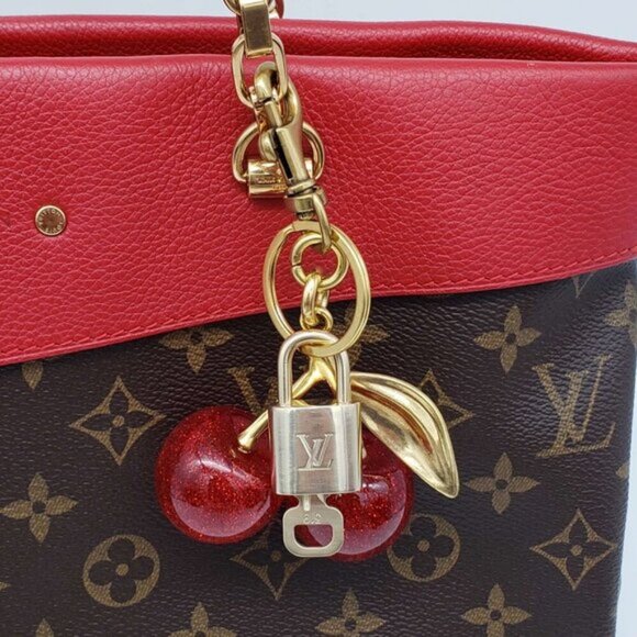 Authentic Louis Vuitton Lock & Key with unbranded Red Cherry Bagcharm 100125 - Picture 3 of 8
